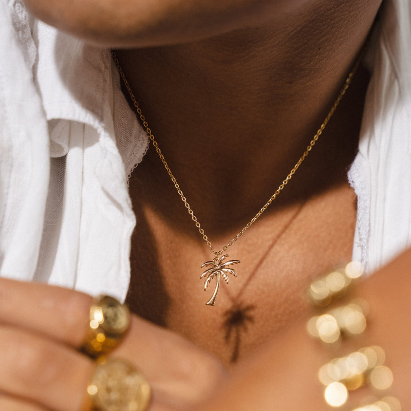 Palm Tree Pendant Necklace – Gold